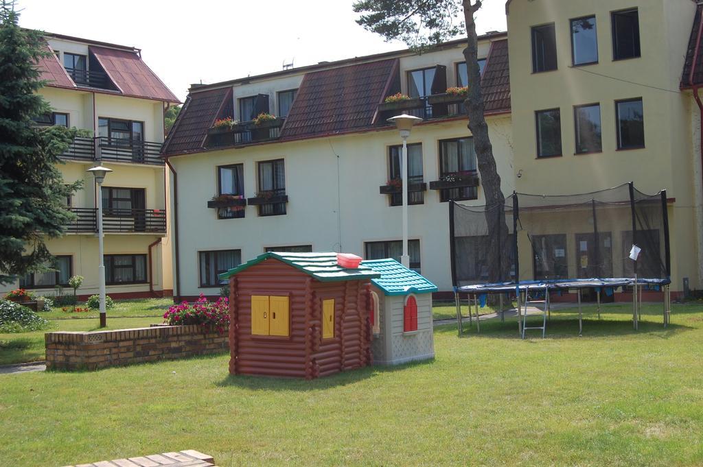 Hotel Wodnik Łeba Esterno foto